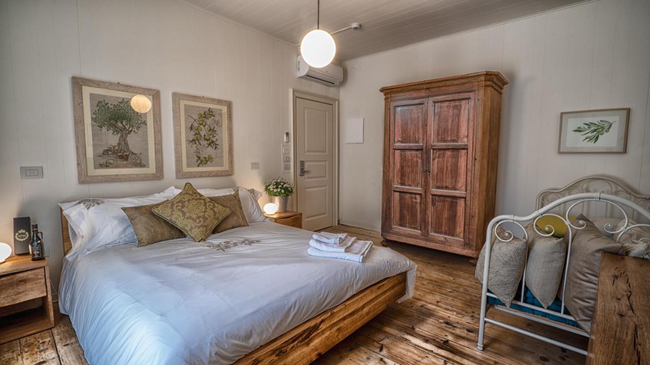 Locanda Dell'Oleificio Mezzane di Sotto Екстериор снимка