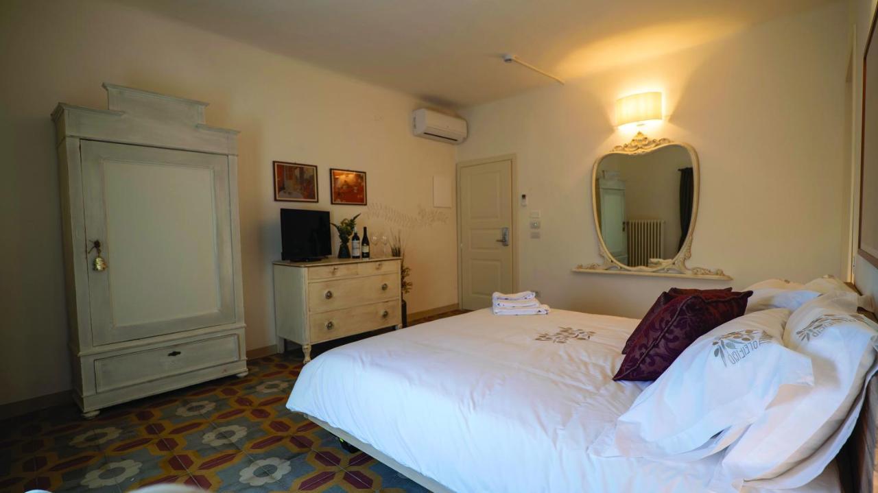 Locanda Dell'Oleificio Mezzane di Sotto Екстериор снимка