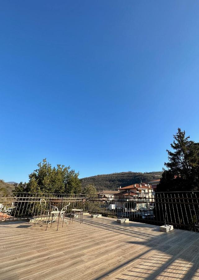 Locanda Dell'Oleificio Mezzane di Sotto Екстериор снимка